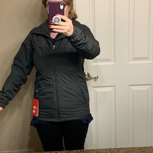 NWT size small north face rain jacket